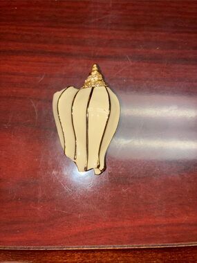Craft Cream Enamel Seashell Pin with Gold Accents
